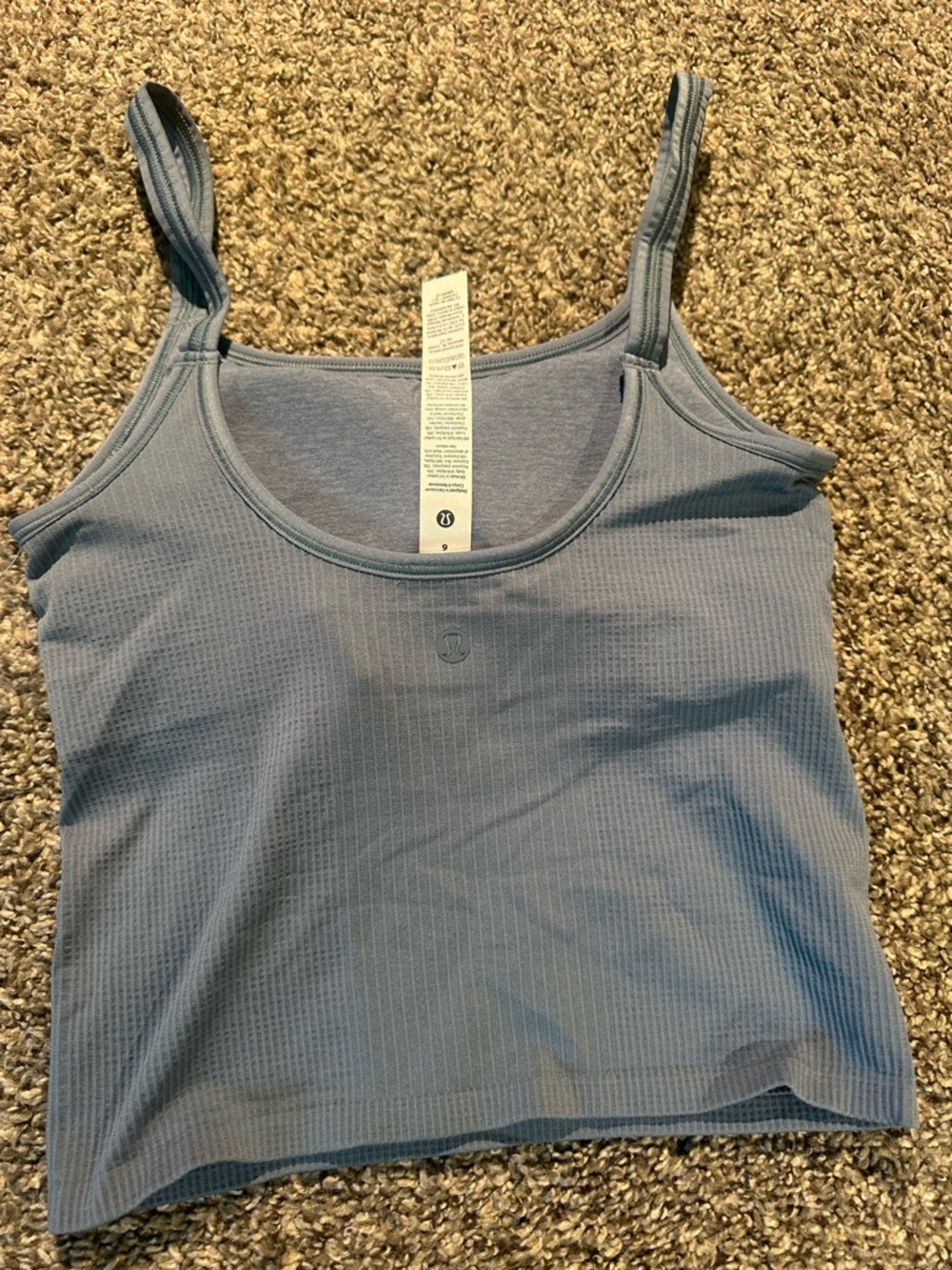 DAMAGED NWT Lululemon Ebb to Street Scoop Cropped Tank B/C - Picture 4 of 4